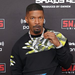 Jamie Foxx Gives First Emotional Live Performance Since Terrifying Health Scare