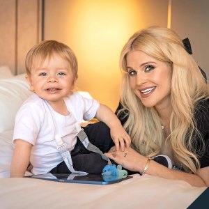 Kelly Osbourne 2446 Us Weekly