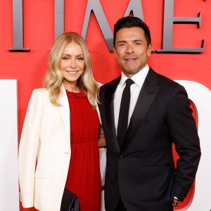 Kelly Ripa and Mark Consuelos Talk About Gray Divorce 485
