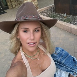 Kelly Stafford Wont Eat at Red Lobster Anymore Because of a Very Out of Shape Farting Man