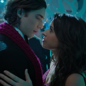 Netflix s Hot Frosty Trailer 1st Look Brings Hunky Snowman to Life