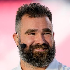 Promo Jason Kelce Is Reluctant to Watch Sisterhood of the Traveling Pants