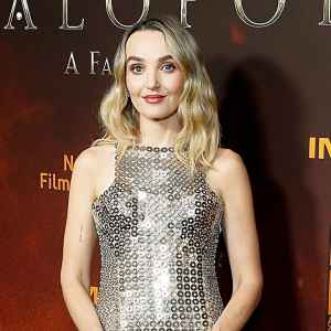 SNL Chloe Fineman Is Obsessed With Swedish Candy