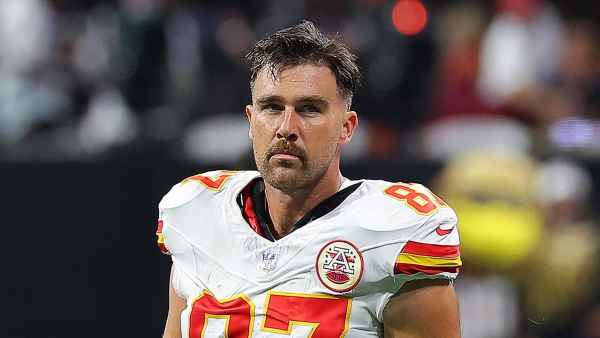 Travis Kelce Doesn t Care About His Bad NFL Stats — But He Will Talk About It See His Best Quotes 955
