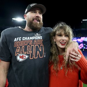 Travis Kelce 'Likes' Cute Video of Taylor Swift Singing Onstage at 11