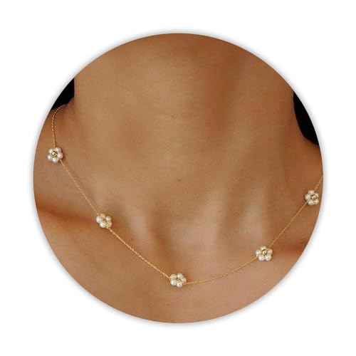 SmileBelle Daisy Pearl Necklace