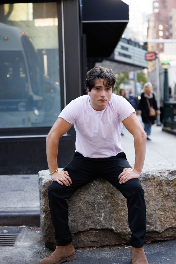 Alex Garfin Would’ve Stolen Bob Dylan Role From Timothee Chalamet | Us ...