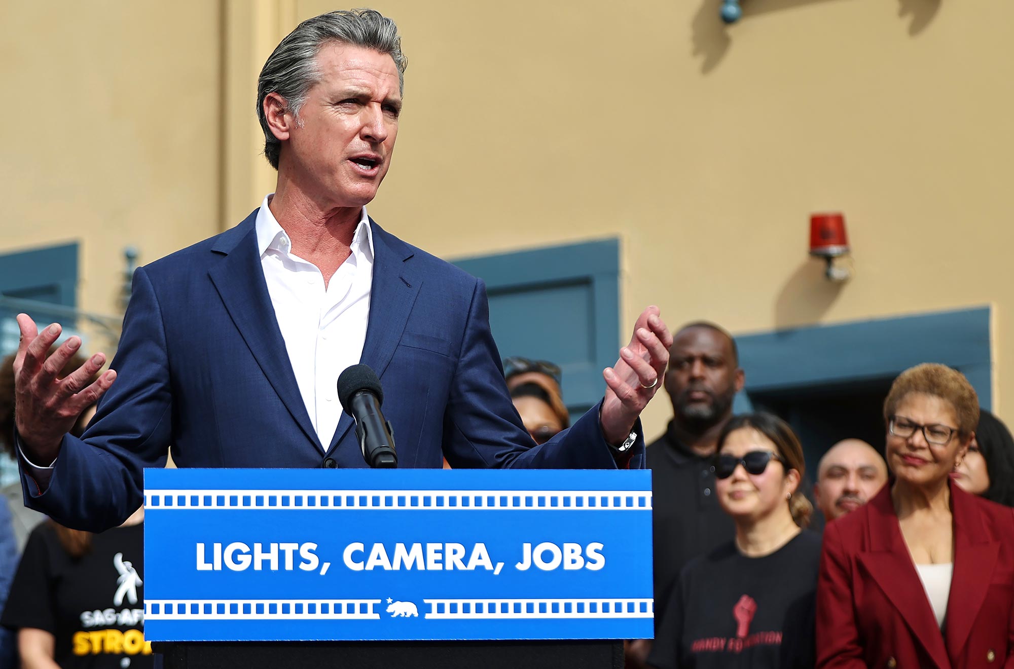New Photo - California Governor Gavin Newsom Delays Menendez Brothers Clemency Decision