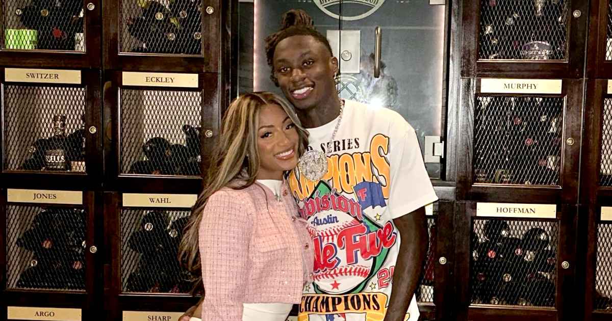 Chiefs Star Xavier Worthy’s Fiancee Tia Jones Ignored His 1st Instagram DM Chiefs Star Xavier Worthy’s Fiancee Tia Jones Ignored His 1st Instagram DM