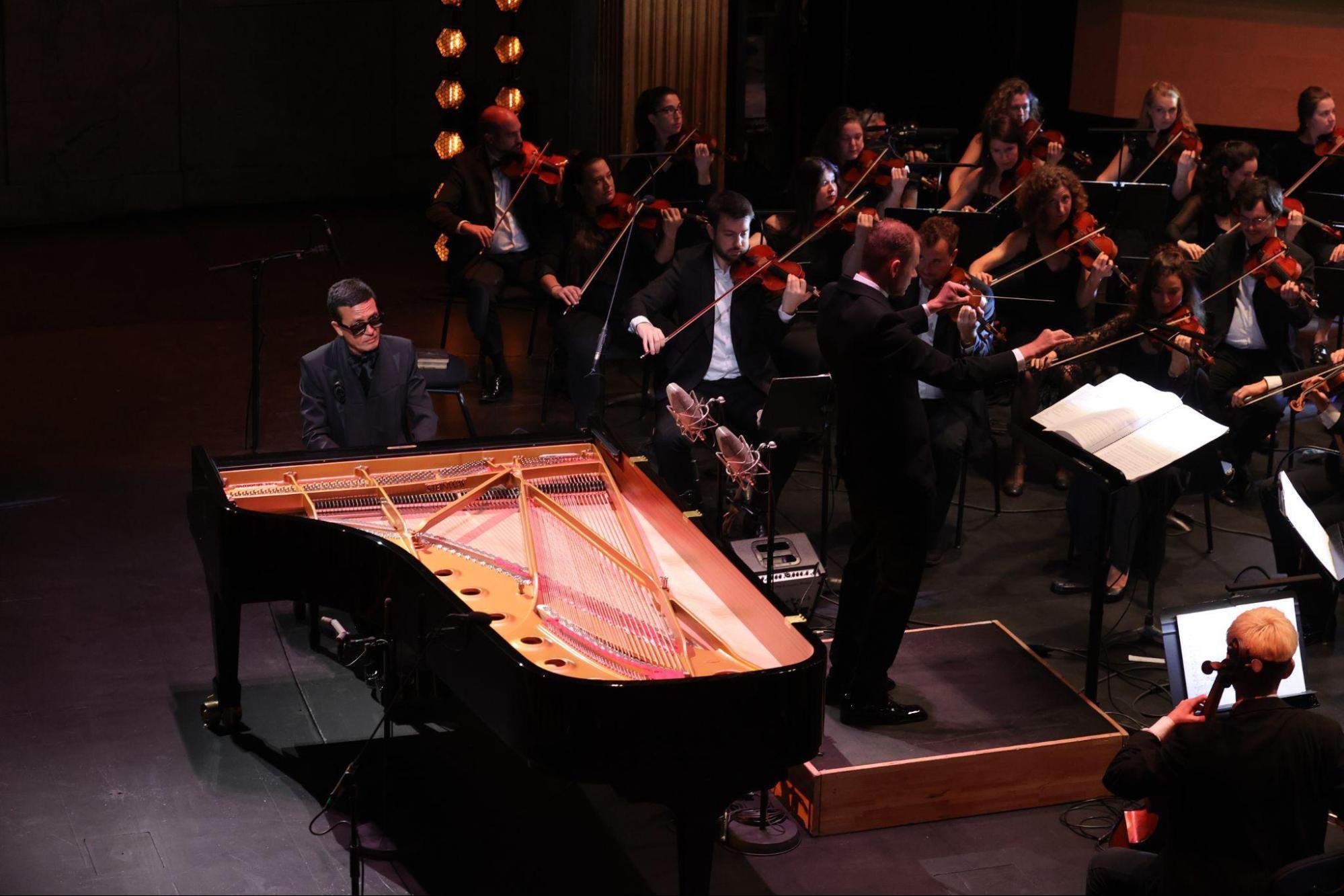 Daniel Topic/Omar Harfouch