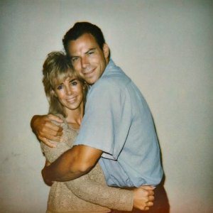 Erik Menendez s Wife Tammi Reveals He Has Played Secret Santa for His Prison Roommate the Last 5 Years