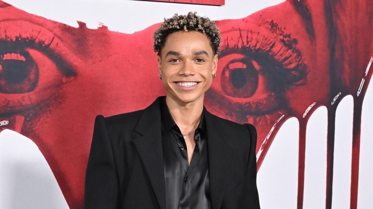Miles Gutiérrez-Riley en Smile 2
