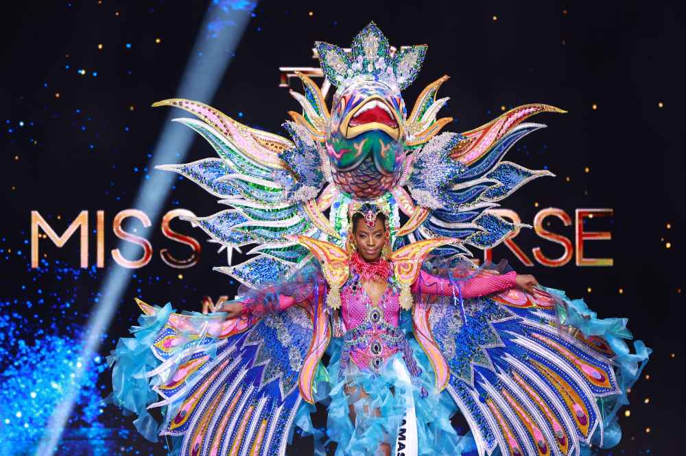 Miss Bahamas Selvinique Wright