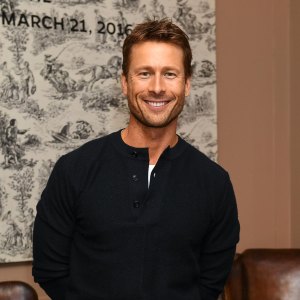 Glen Powell Says NCIS Guest Spot Kept Him Afloat for a Year Recalls Life Before Hollywood Success 0298
