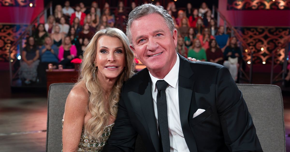 Golden Bachelorette Joan Vassos and Chock Chapple’s Relationship Timeline Golden Bachelorette Joan Vassos and Chock Chapple’s Relationship Timeline