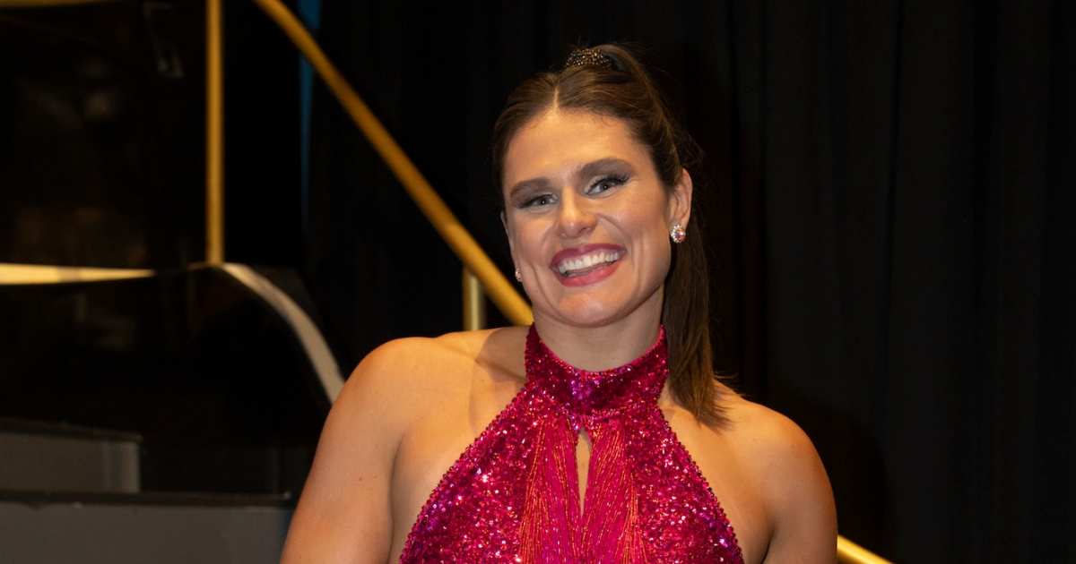 Ilona Maher Revives Her ‘DWTS’ Premiere Costume After Wardrobe Malfunction Ilona Maher Revives Her ‘DWTS’ Premiere Costume After Wardrobe Malfunction