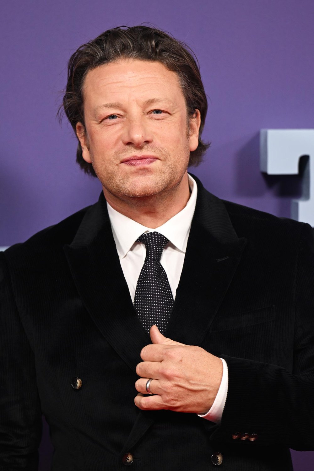 Jamie Oliver Devastated After Childrens Book Is Pulled for Portraying Indigenous People Stereotypes