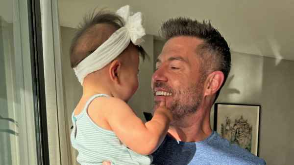 Jesse Palmer Baby Daughter Ella Is Obsessed With His Favorite Music