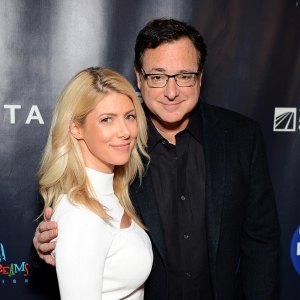 Kelly Rizzo Details Last Thanksgiving With Bob Saget and His Hilarious Cooking Traditions 702