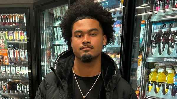 Medrick Burnett Jr a 20 year old Alabama college football player died on Nov 27 795