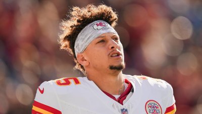 Patrick Mahomes Fined 14k For Making Violent Gesture in Loss to the Buffalo Bills
