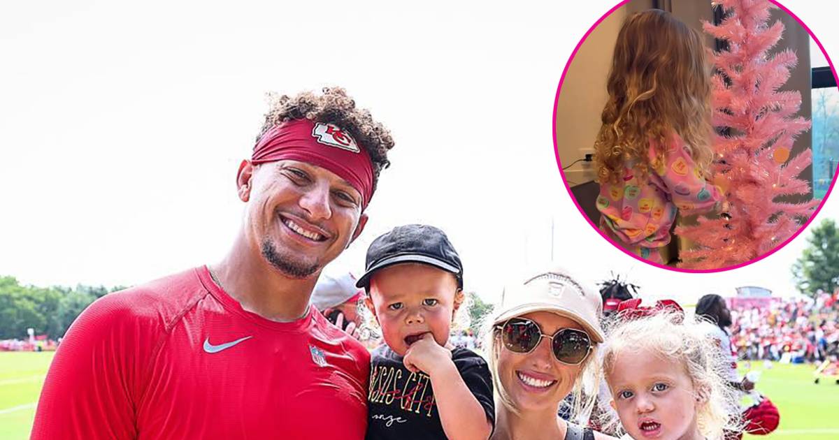 Patrick and Brittany Mahomes’ Kids Have Their Own Christmas Trees Patrick and Brittany Mahomes’ Kids Have Their Own Christmas Trees