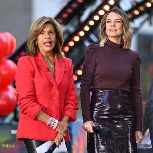Savannah Guthrie and Hoda Kotb Save Awkward Macys Parade Moment as Performance Music Doesnt Play