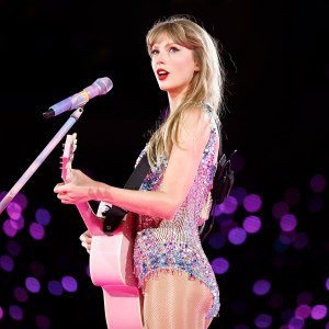 Taylor Swift Fan Says Singer Saved Her Family With 15k Donation