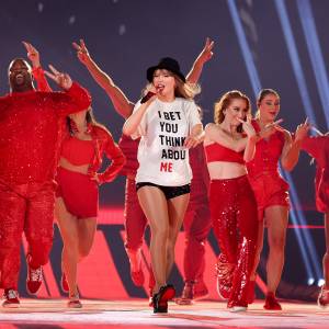 Taylor Swift Gifts ‘22’ Hat at 2nd Indianapolis Concert to Baby She Met on Livestream 7 Years Ago