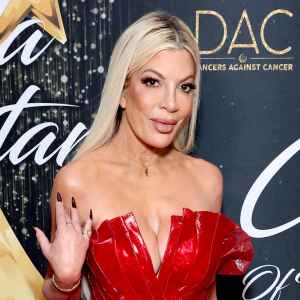 Tori Spelling Reflects on Wearing a Bikini in a 2000 Magazine Cover It Was So Freeing to Step Out How Others Saw Me