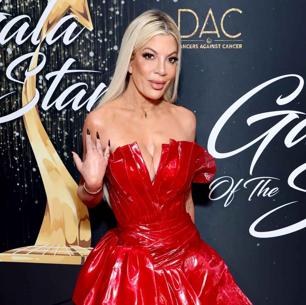 Tori Spelling Reflects on Wearing a Bikini in a 2000 Magazine Cover It Was So Freeing to Step Out How Others Saw Me