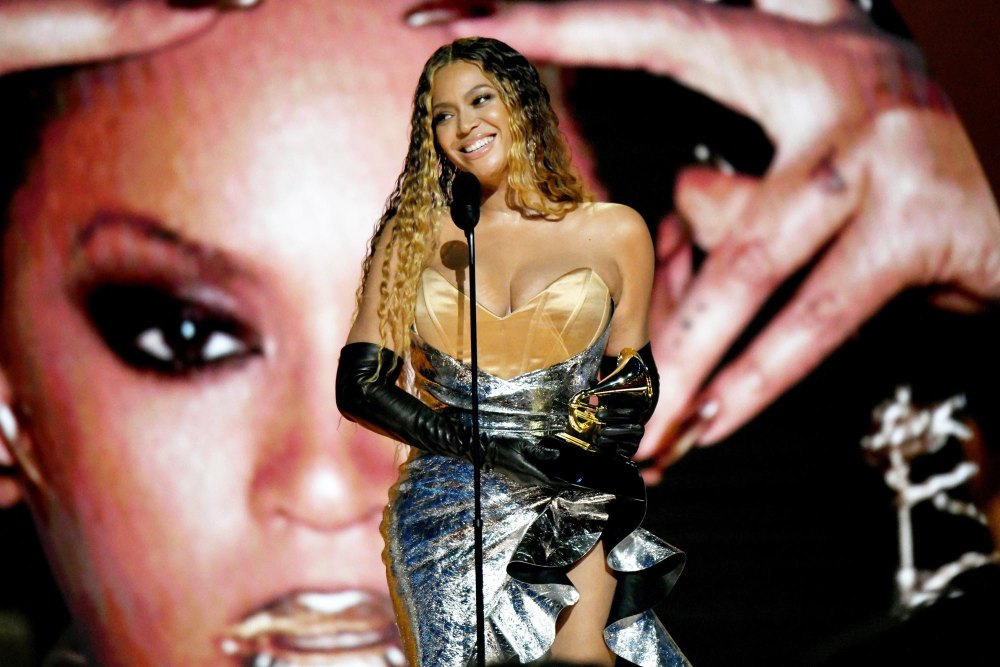 Us Weeklys 5 Hot Stories Grammy Nominees Announced Brianna Chickenfry Calls Out Ex Zach Bryan