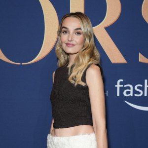 Chloe Fineman Says Elon Musk Made Her Cry When He Hosted 'SNL'