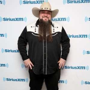 Sundance Head shot in navel area