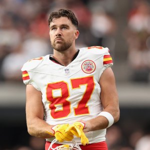 Travis Kelce Defends Brother Jason Kelce After Heckler Controversy