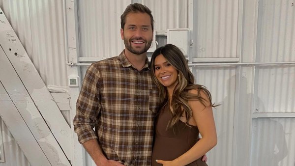 Secret Lives of Mormon Wives Taylor Frankie Paul Appears to Crop Dakota From Holiday Card