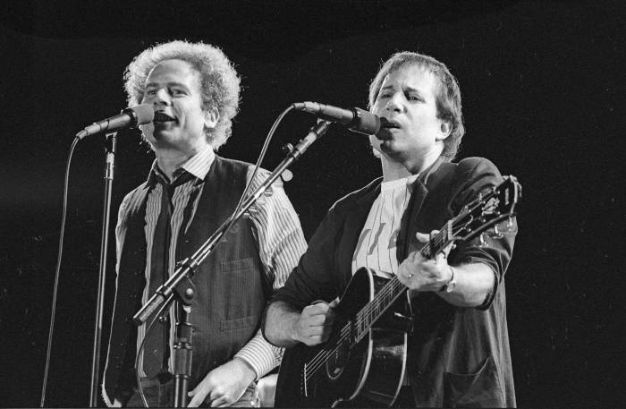 Art Garfunkel Reunited With Paul Simon 'For the 1st Time in Years' | Us ...