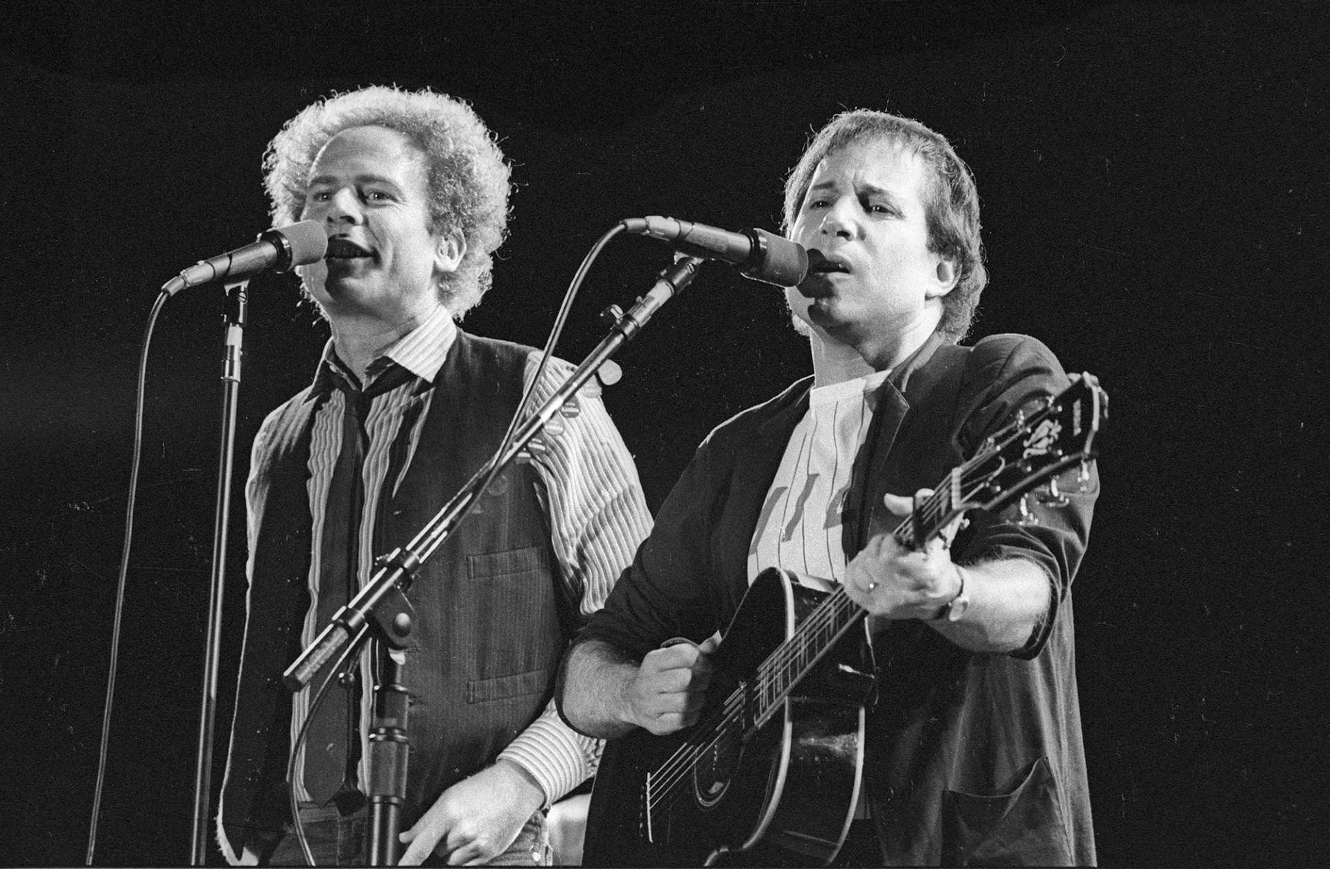 Garfunkel Art Garfunkel Reunited With Paul Simon 'For the 1st Time in Years' | Us ...