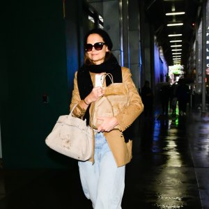 NEW YORK, NEW YORK - DECEMBER 11: Katie Holmes walks in midtown on December 11, 2024 in New York City.