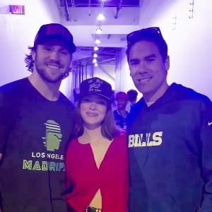 Hailee Steinfeld and Josh Allen Hang With Her Brother Griffin in Video From Bills Game in L A