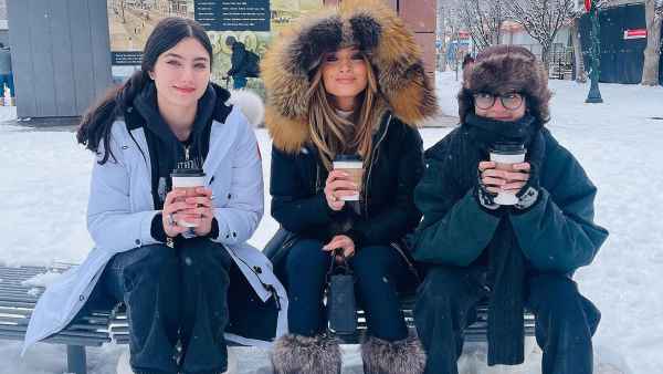 Jennifer Lopez Shares Look at Christmas Celebrations With Kids