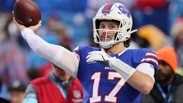 Josh Allen Scores His 65th Career Touchdown Ties Buffalo Bills Record During New York Jets Game