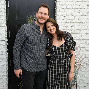 Katherine Schwarzenegger Shares 1st Glimpse of Her and Chris Pratt s Newborn Baby Ford 208