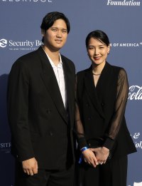 Dodgers' Shohei Ohtani & Wife Mamiko Expecting 1st Baby: 'Can't Wait for Little Rookie'