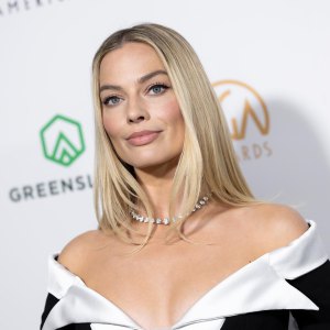 Margot Robbie Says Wolf of Wall Street Full Frontal Nudity Was Her Idea Rejected Offer for Robe