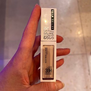 Maybelline SuperStay Liquid Concealer Makeup