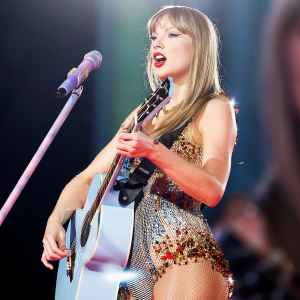 Some Taylor Swift Fans Heading to ‘Eras Tour’ Can't Cross Canadian Border Due to Past DUIs