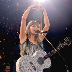 All of the Biggest Moments From the Final Weekend of Taylor Swift's 'Eras Tour' Concerts