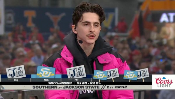 Timothee Chalamet Impresses College Game Day Hosts With His Football Predictions