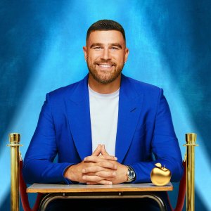 Woman Who Popped Out the Womb a Chiefs Fan Dances With Travis Kelce on Are You Smarter Game Show 082